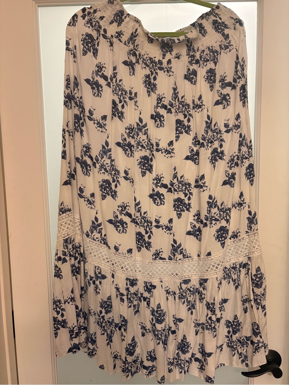 KEREN hart white Skirt with Navy Floral Print